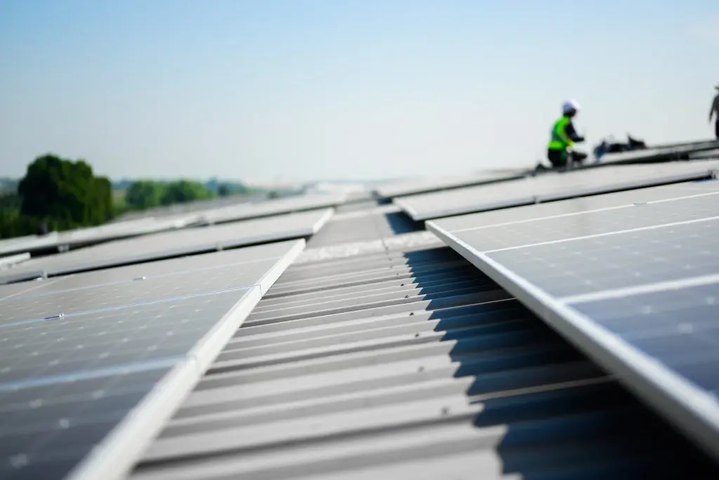 Střešní fotovoltaická elektrárna